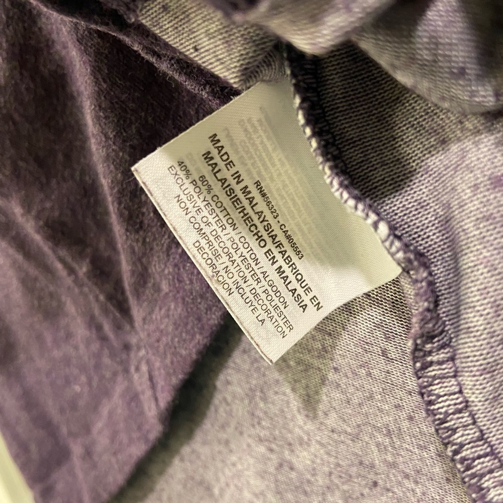 NIKE Dry Fit Slim Fit Long Sleeve V-Neck Shirt - Picture 6 of 7